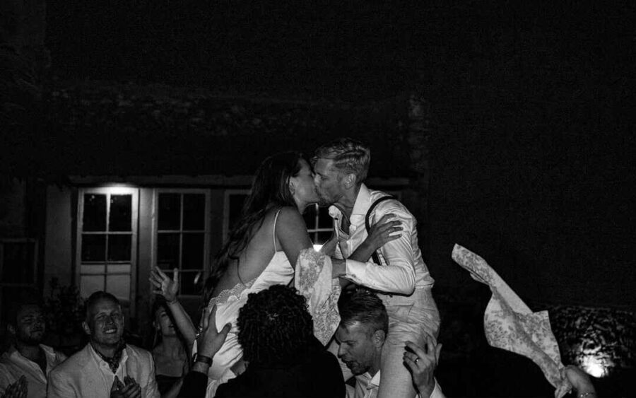 Wedding DJ for Hire in Tuscany, Italy - Stefano Montomoli