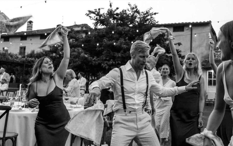 Wedding DJ for Hire in Tuscany, Italy - Stefano Montomoli