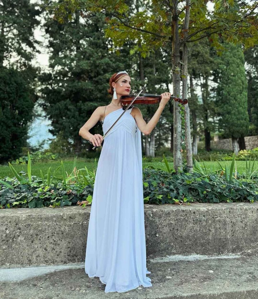 Fabiana Marasco Violinist for Weddings and Private Events in Italy
